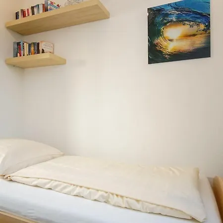 Strandpark-grossenbrode-haus-kuestenzauber-wohnung-15-kaeptns-kajuete Apartmán Großenbrode